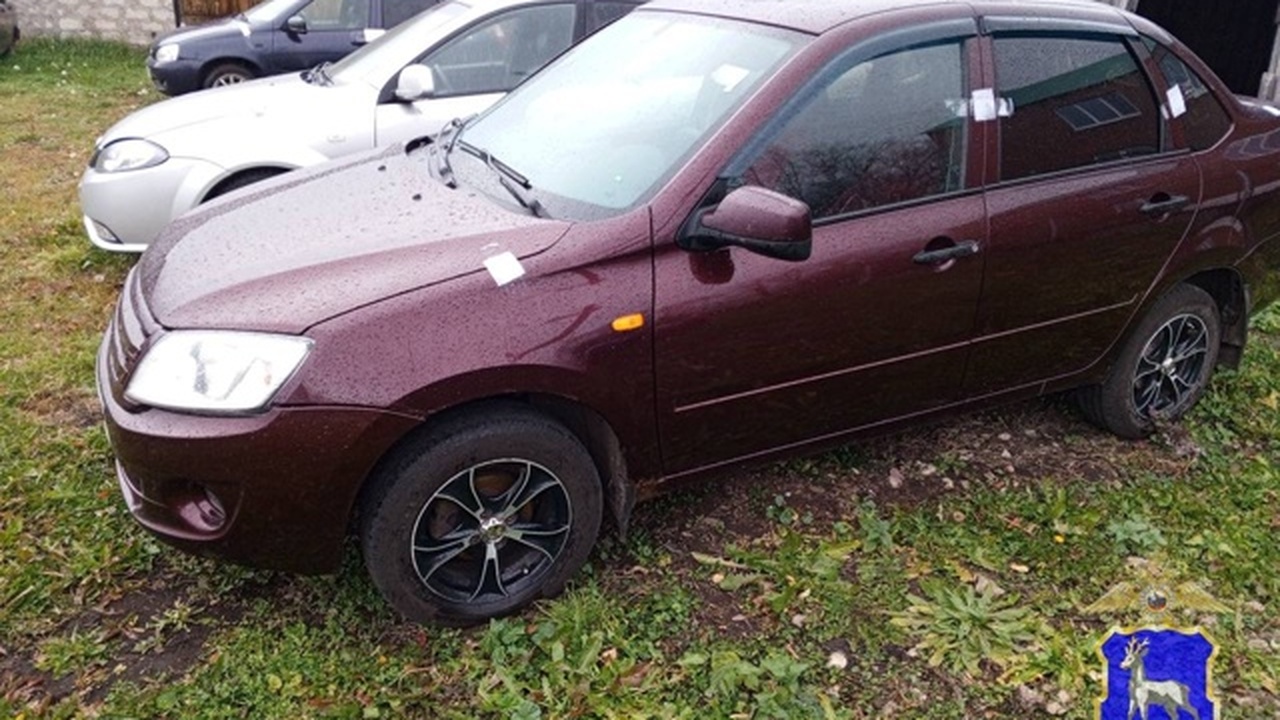В Самарской области возбуждено уголовное дело в отношении мужчины, подозреваемого в угоне автомобиля односельчанина В дежурную часть Межмуниципального отдела МВД Р...