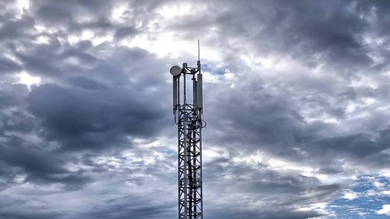 МТС вывела на рынок телекоммуникационного обору...