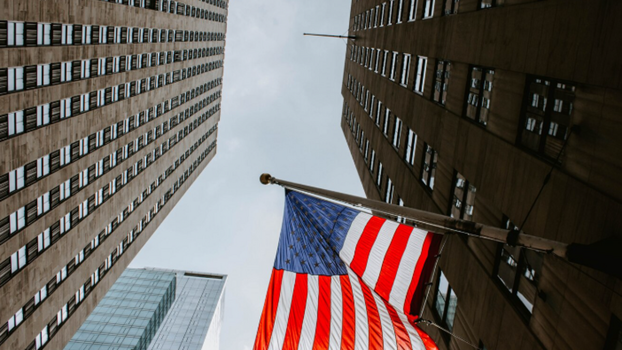 Компания Anthropic обратилась в суд с иском про...