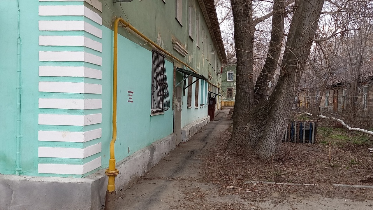 А мы не пользуемся: Минстрой напомнил жильцам, что еще "управляшка" обязана делать бесплатно помимо радиаторов За что отвечает управляющая компания в многоква...