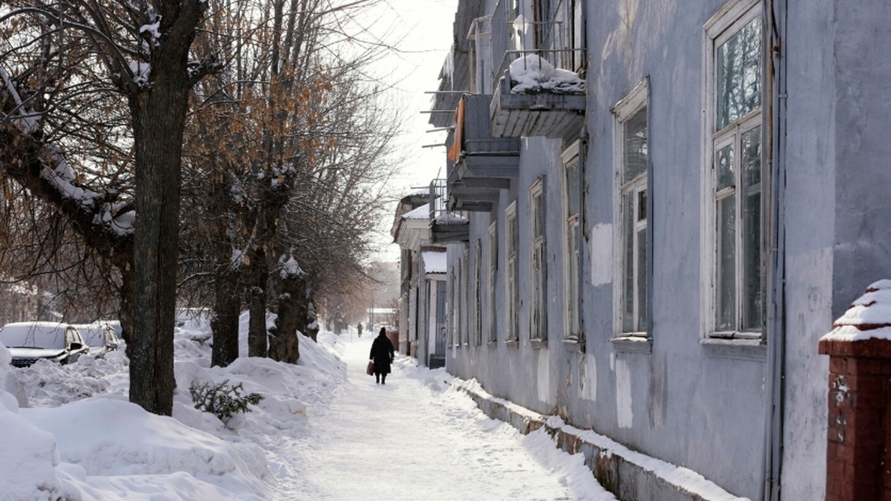 Научный руководитель Гидрометцентра России Рома...