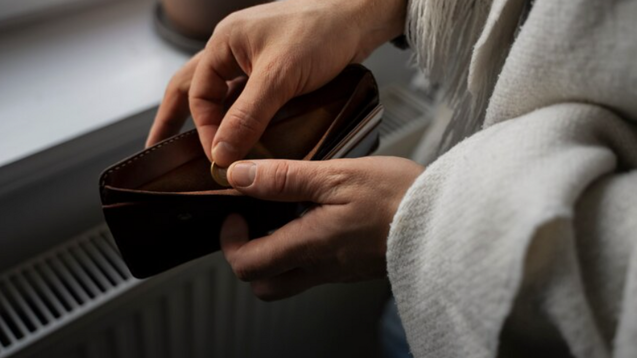 С апреля социальные пенсии вырастут на 6,8% — о...