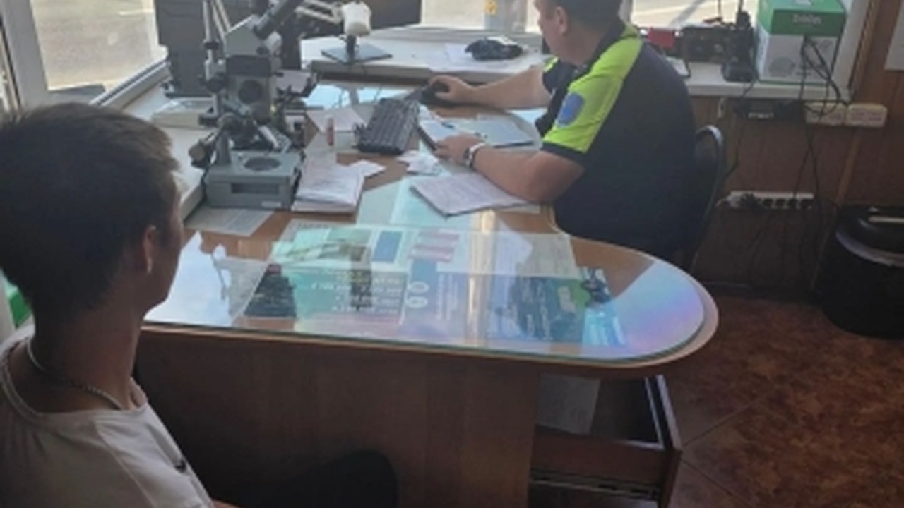 В Ставропольском районе полицейские задержали мужчину с поддельными правами В первые дни осени текущего года на стационарно...