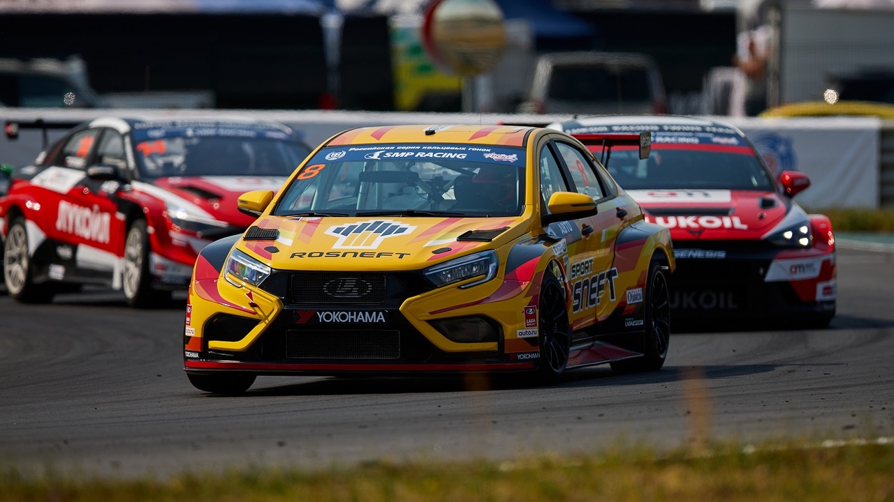 LADA Sport ROSNEFT обновила состав в середине сезона Действующий чемпион российского туринга Михаил ...