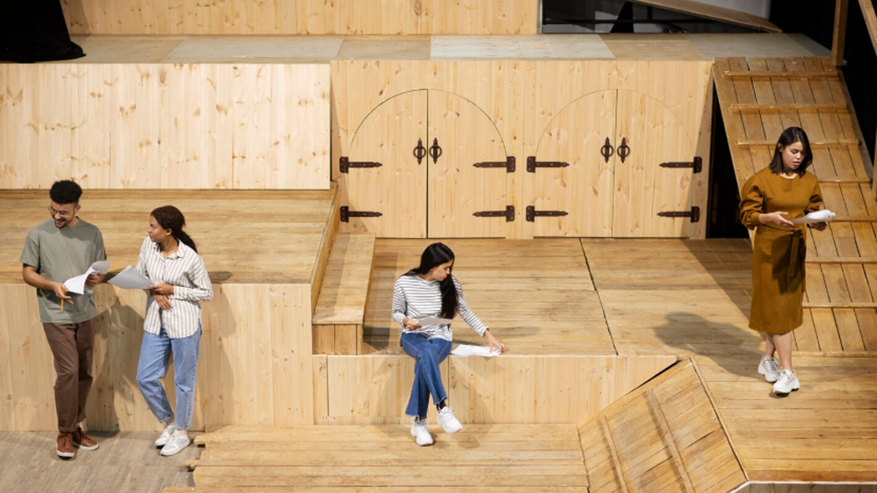 Студенты Арктического государственного универси...