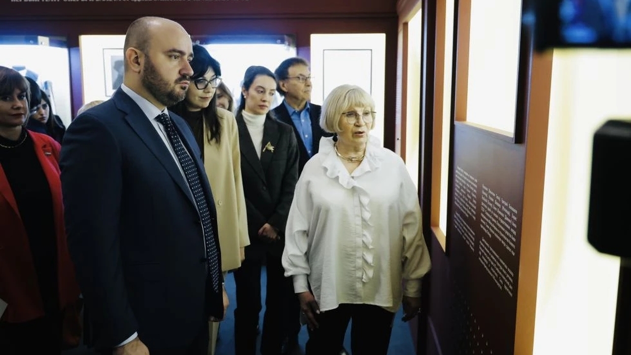 Вячеслав Федорищев принял участие в открытии Нового музея Самарского театра оперы и балета им. Шостаковича В Самаре в театре оперы и балета им. Шостакович...