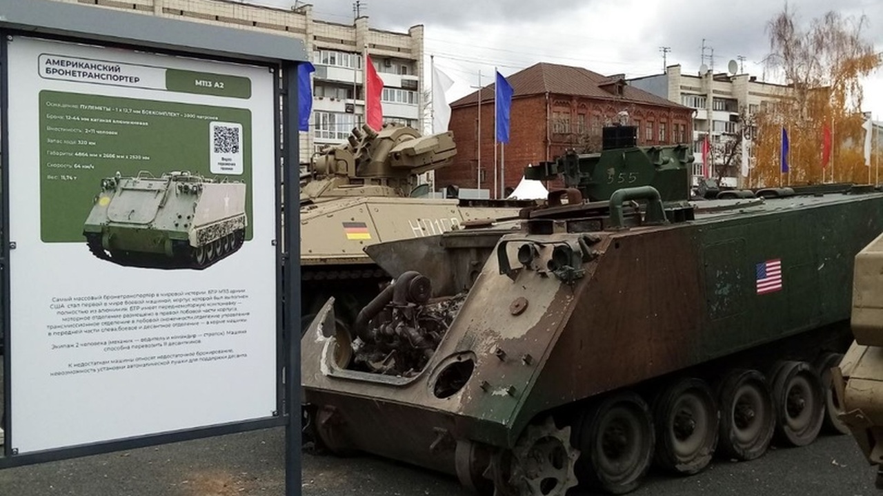 В четверг, 7 ноября, на площади Куйбышева в Сам...