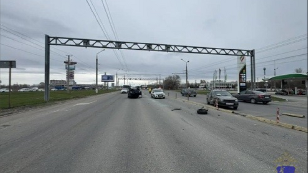 12 апреля в Самарской области произошло 6 ДТП: есть жертвы и пострадавшие 12 апреля 2026 года в Самарской области зафикси...