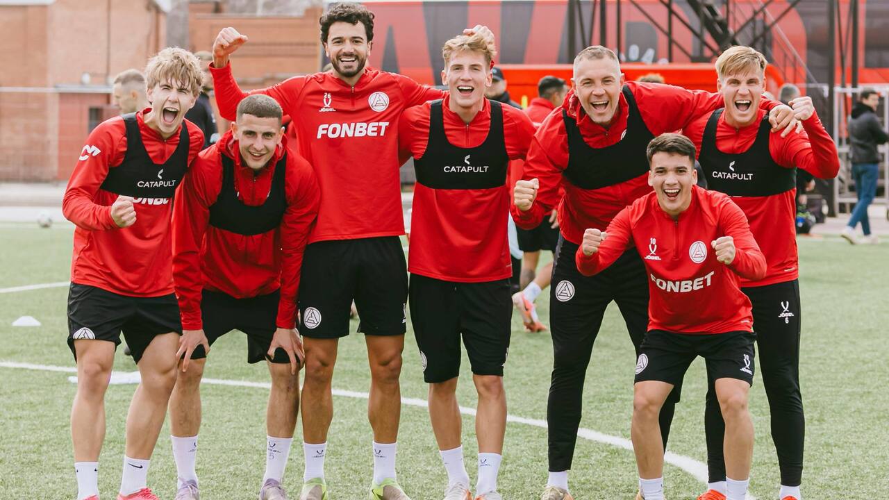 Вечером 13 апреля «Акрон» сыграет со столичным «Динамо» на «Самара Арене» В двадцать четвертом туре Российской Премьер-Ли...