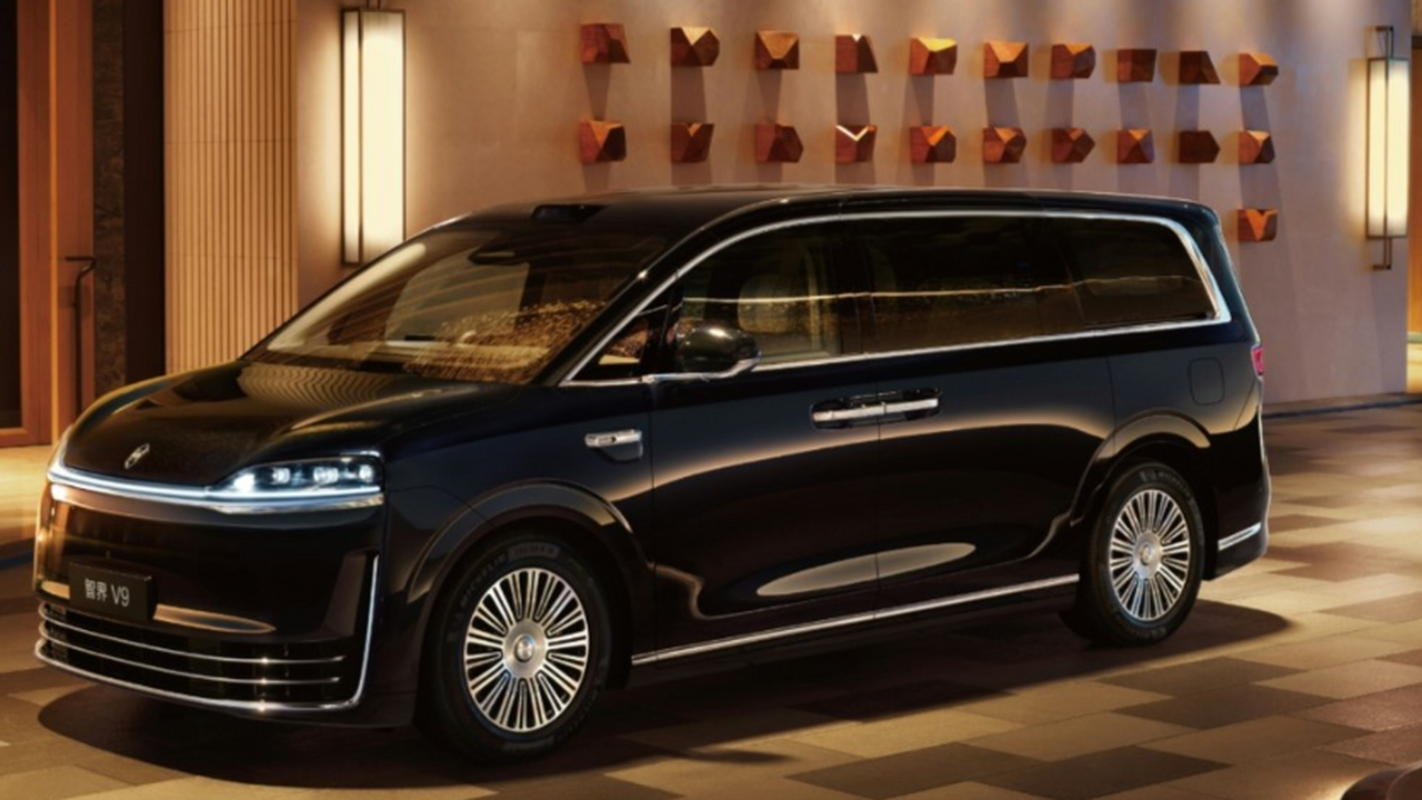 Прошла премьера «убийцы» Toyota Alphard: инновационный Luxeed сняли на фото Luxeed, совместный проект компаний Huawei и Che...