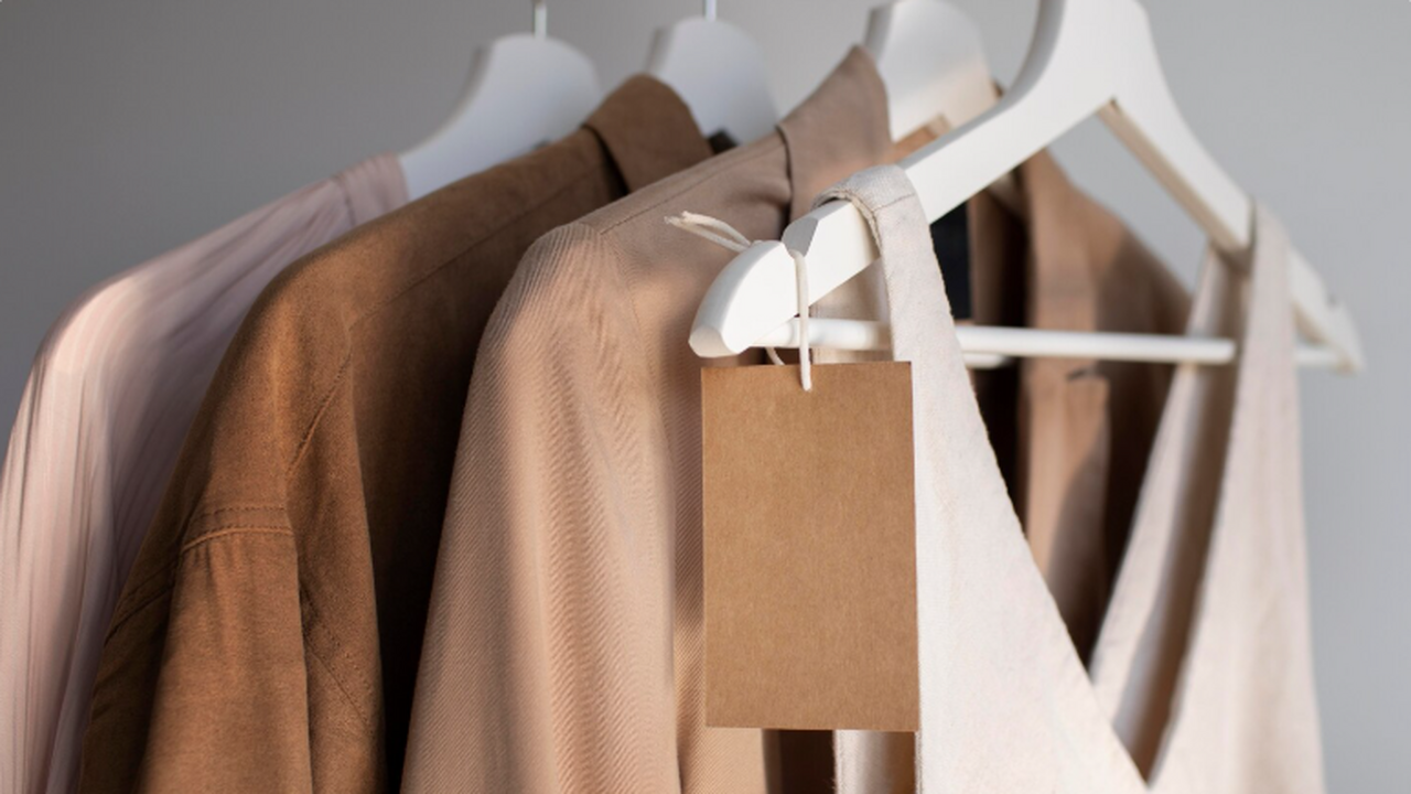 Суеверие грозит грехом: священники РПЦ огласили, что делать с одеждой умерших Когда кто-то теряет близкого, перед его родстве...