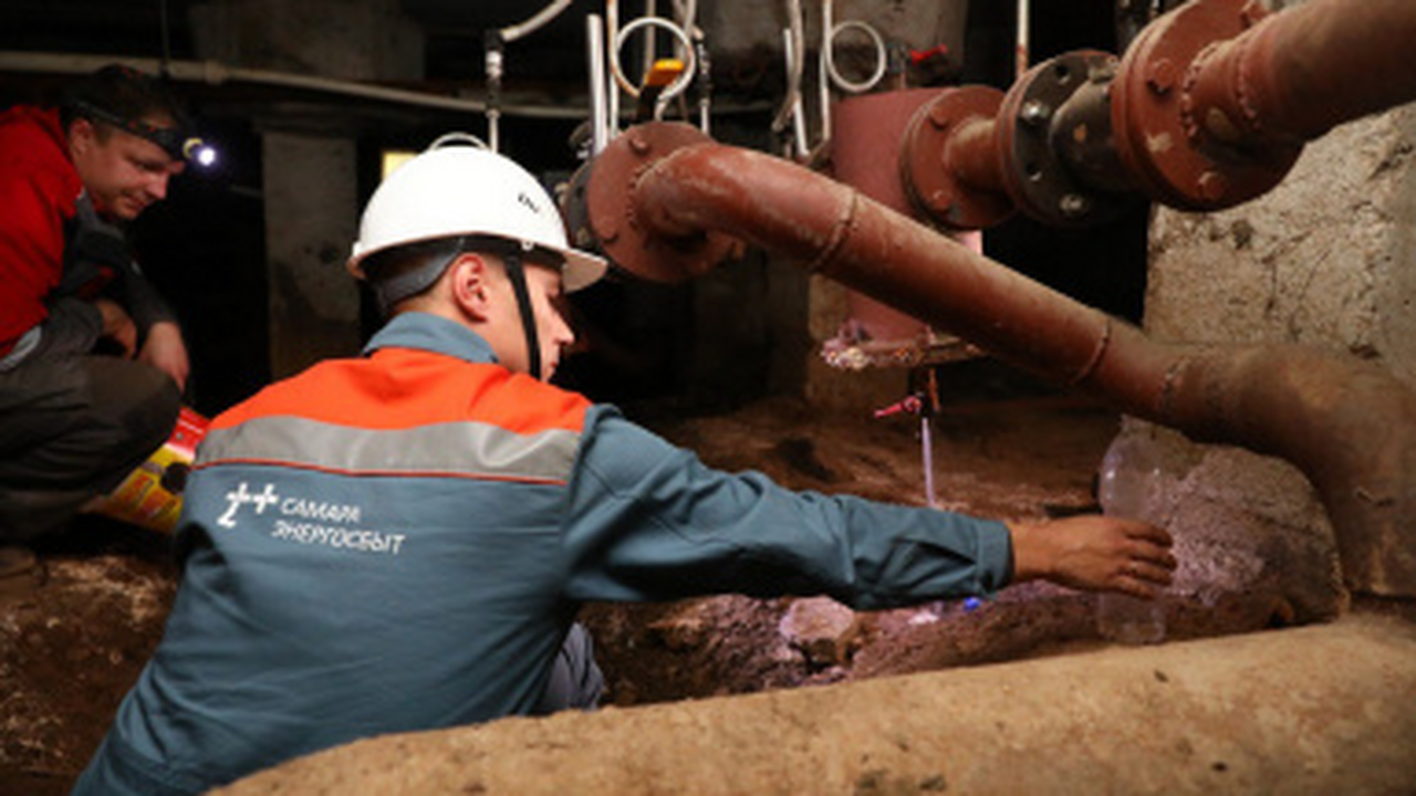 В поселке 116 км Самары начали очистку системы горячего водоснабжения В поселке 116 км, расположенном в непосредствен...