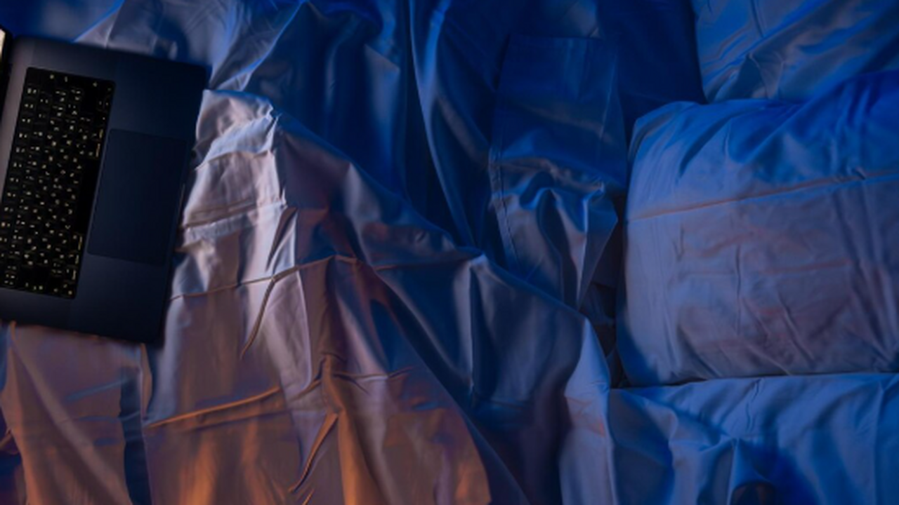 Влияние активности и сна в молодом возрасте на ...