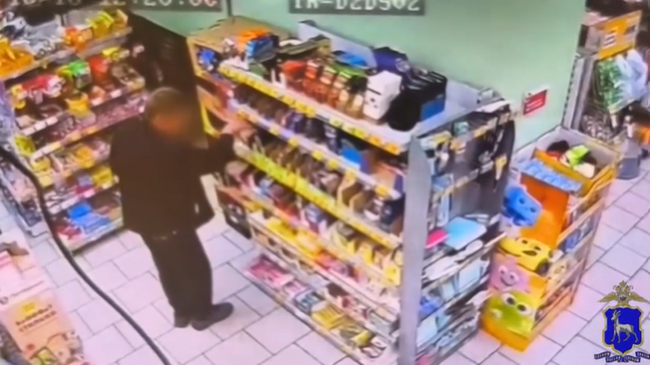 В дежурную часть О МВД России по городу Жигулёв...