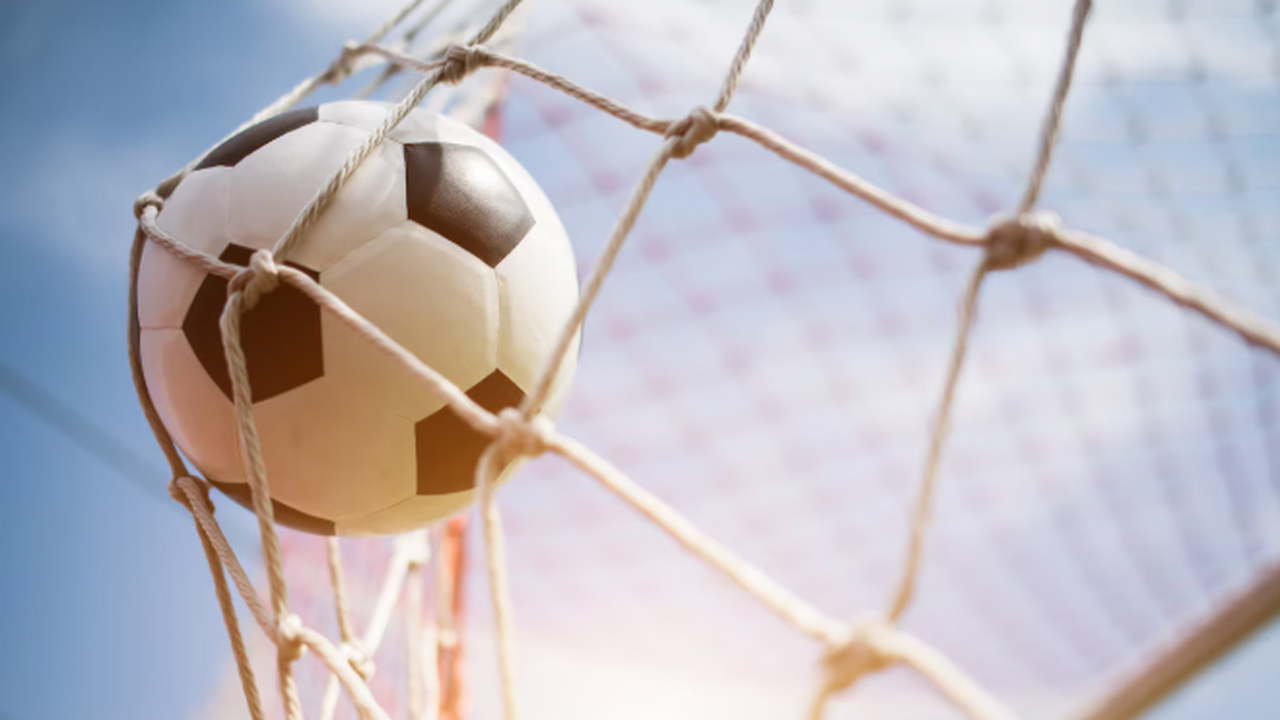 «РТ-Капитал» хочет от «Крыльев Советов» еще 145,7 млн рублей Арбитражный суд города Москвы назначил рассмотр...