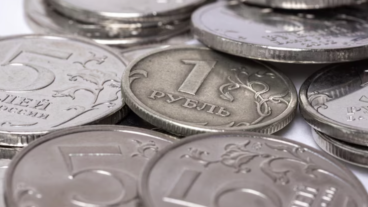 Почему хранить деньги дома в 2026 году — ошибка...