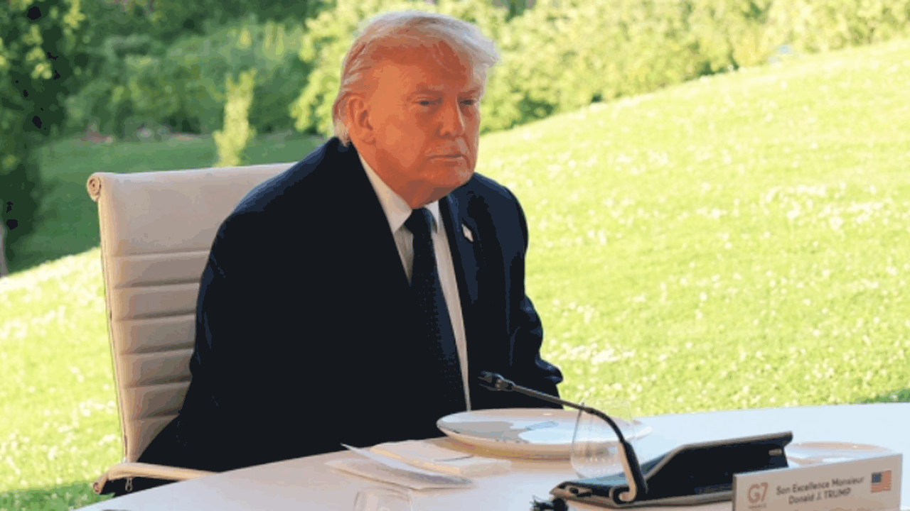 Трамп грозит российскому рынку новыми потрясениями: что происходит на этот раз 17 июня российский фондовый рынок продемонстрир...
