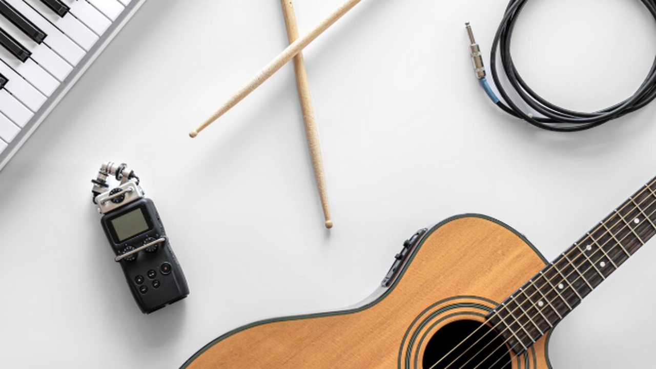 В интервью с информационным агентством ТАСС изв...