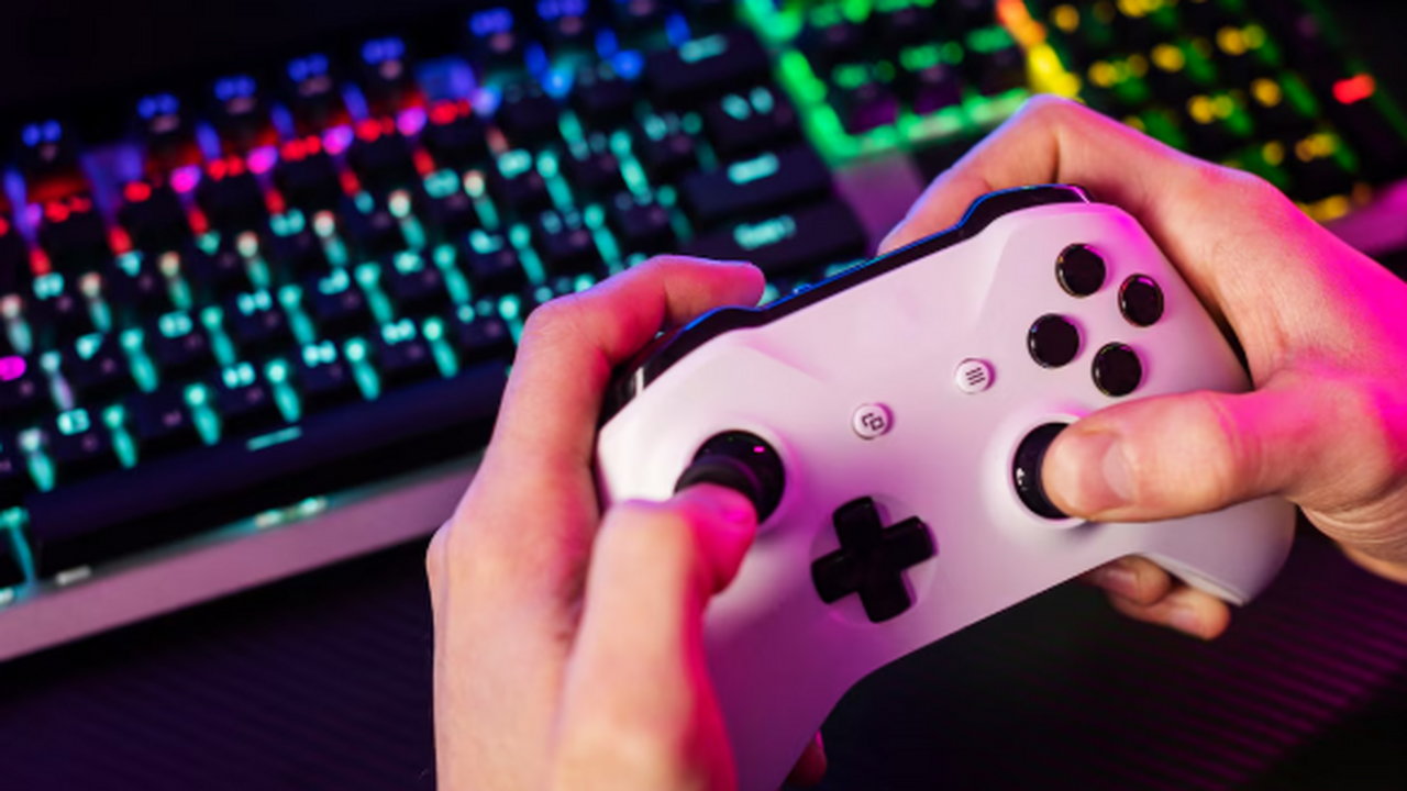 Unknown Worlds совместно с издательством Krafto...