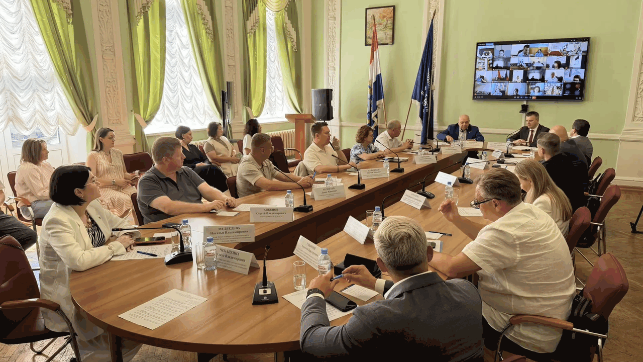 В Самарской области хотят обновить критерии статуса семейного предприятия В День семьи, любви и верности, отмечаемый 8 ию...