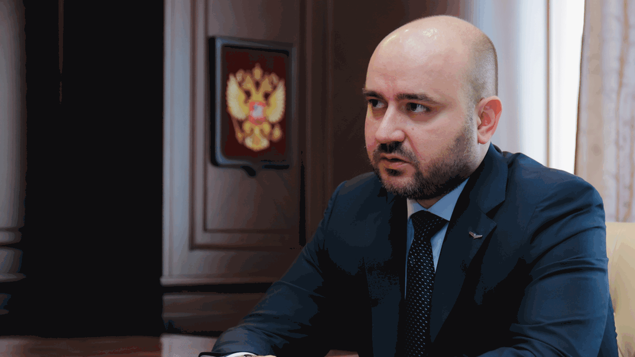 Министр промышленности и торговли РФ Антон Алиханов и губернатор Вячеслав Федорищев обсудили развитие промышленности в Самарской области В пятницу, 25 сентября, в Тольятти Министр пром...