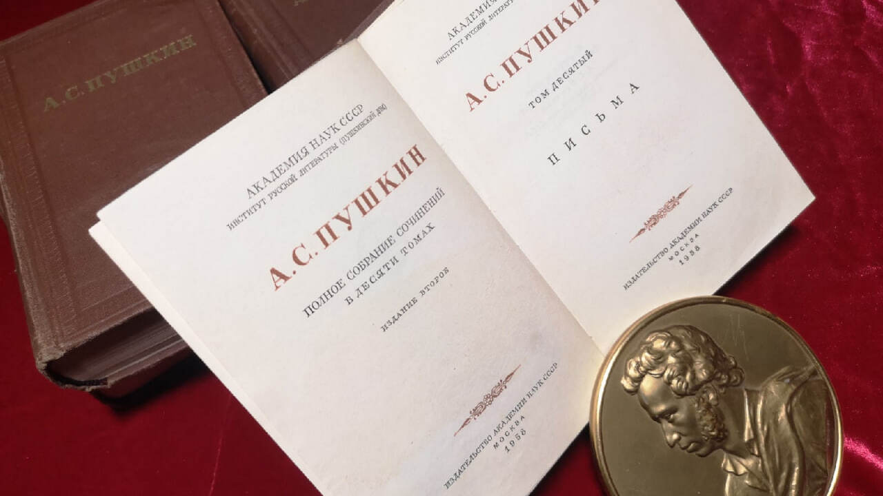 В интервью агентству ТАСС, выдающийся литератур...