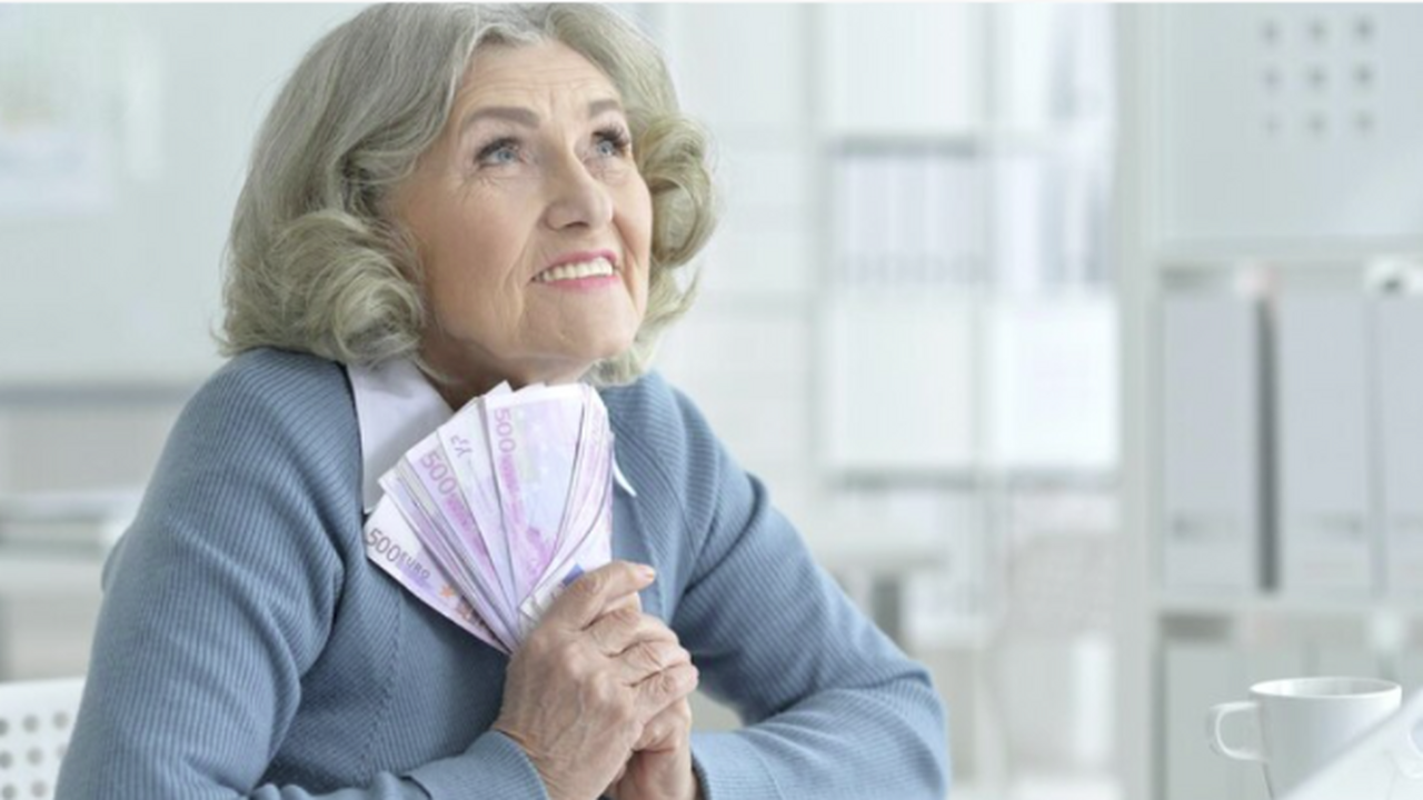 Ежегодная индексация социальных пенсий с 1 апре...