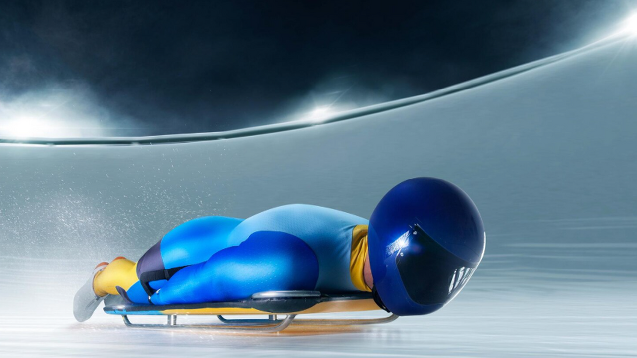 Глава Федерации бобслея России Анатолий Пегов з...