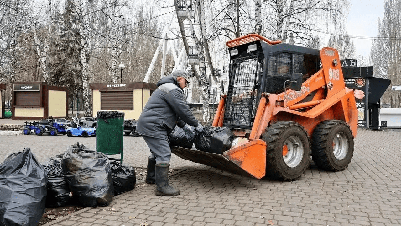 4 апреля во всех районах Самары прошли субботни...