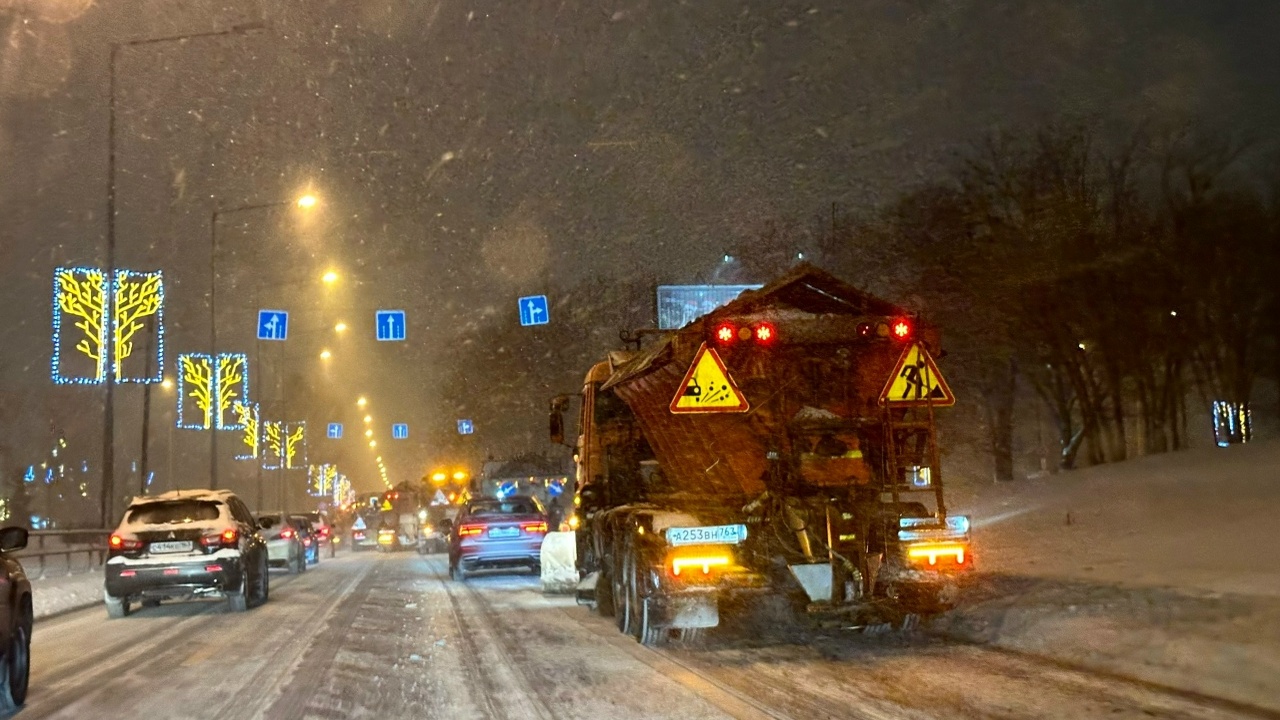 Власти Самары выделили 88 миллионов рублей на организацию снегоуборочных работ В зимний период, характеризующийся обильными сн...