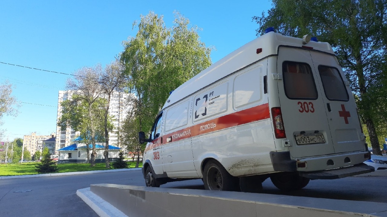 На совещании с временно исполняющим обязанности...