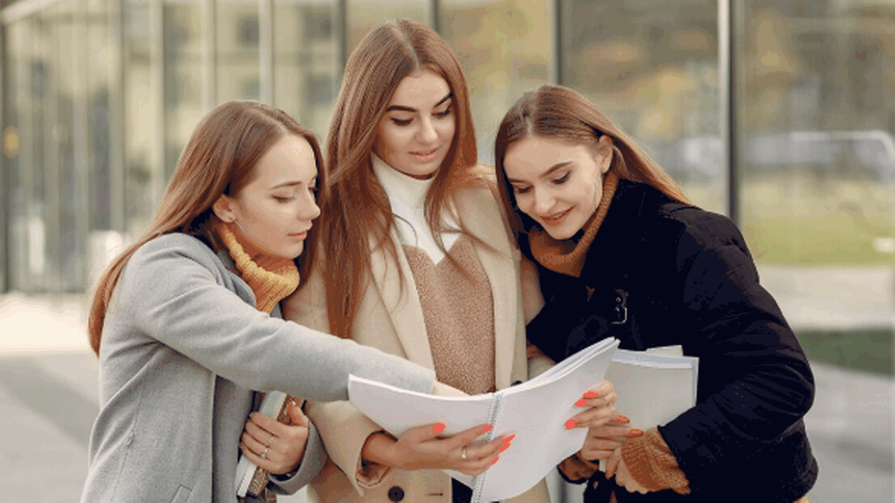 73% студентов и абитуриентов планируют совмещать учебу с подработкой Специалисты сервисов «Авито Реклама» и «Авито П...