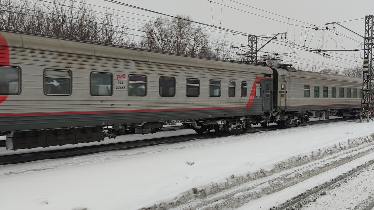 Выкупила купе, но пассажиров подселили: как жен...