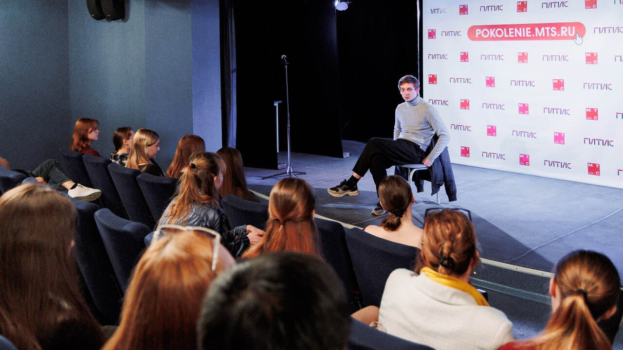 Самарские школьники смогут получить персональную цифровую консультацию у наставников из ГИТИС МТС и Российский институт театрального искусств...