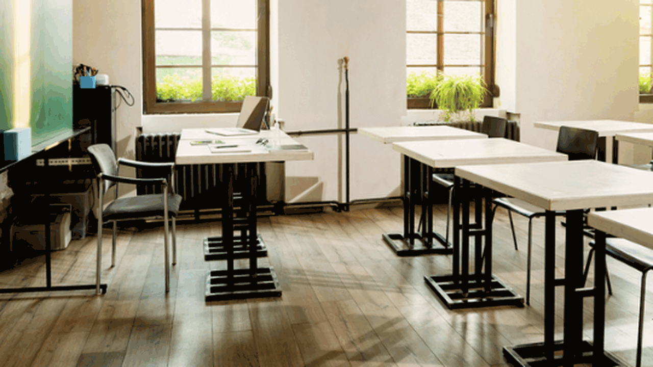 В городской администрации было предоставлено оф...