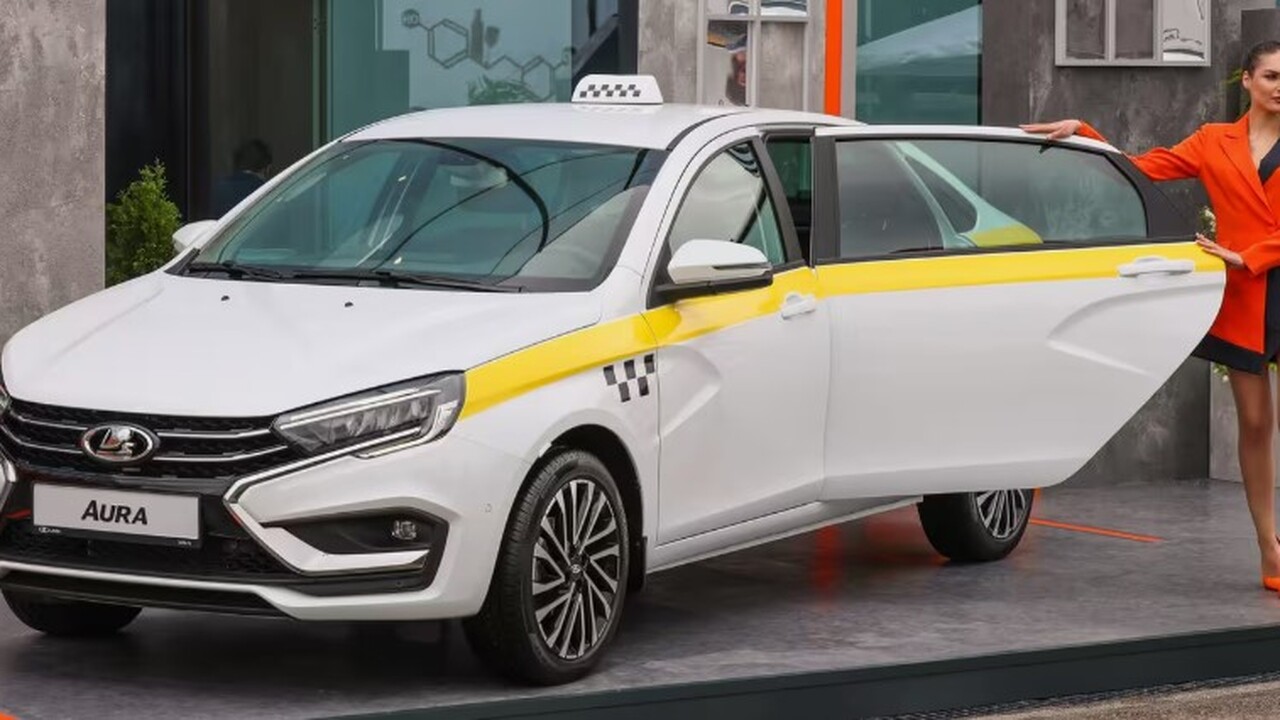 Компания «АвтоВАЗ» анонсировала выход седана «Л...