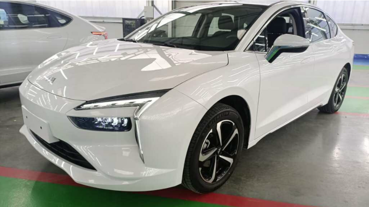 «Амберавто»: провели анонс электромобилей модели А7 и А3 - авто сняли на фото Компания «Амберавто» объявила о планах по вывод...