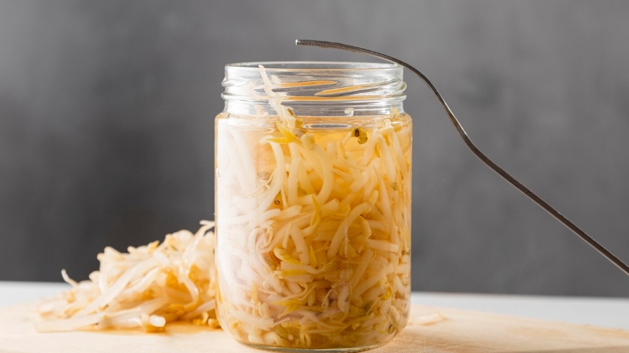 Когда квасить капусту в октябре: советы, примет...