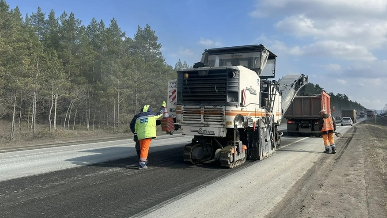 Дорожный сезон в Самарской области стартовал с ремонта трассы к Курумочу С начала апреля в Самарской области начался оче...