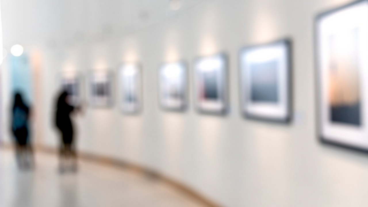 Участник СВО Евгений Широбоков открыл выставку графики в саратовском музее В Саратове 27 февраля состоялось открытие выста...