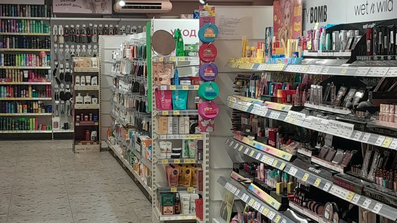 В Магнит Косметик заглянула не зря: новогодняя коллекция посуды из фарфора по цене пластиковой - прикупила в подарок на Новый год В преддверии новогодних праздников в магазине «...