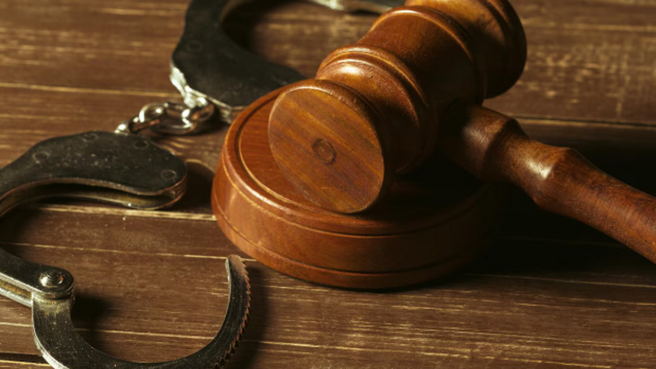 Жительница города Чапаевска, находясь в поиске ...