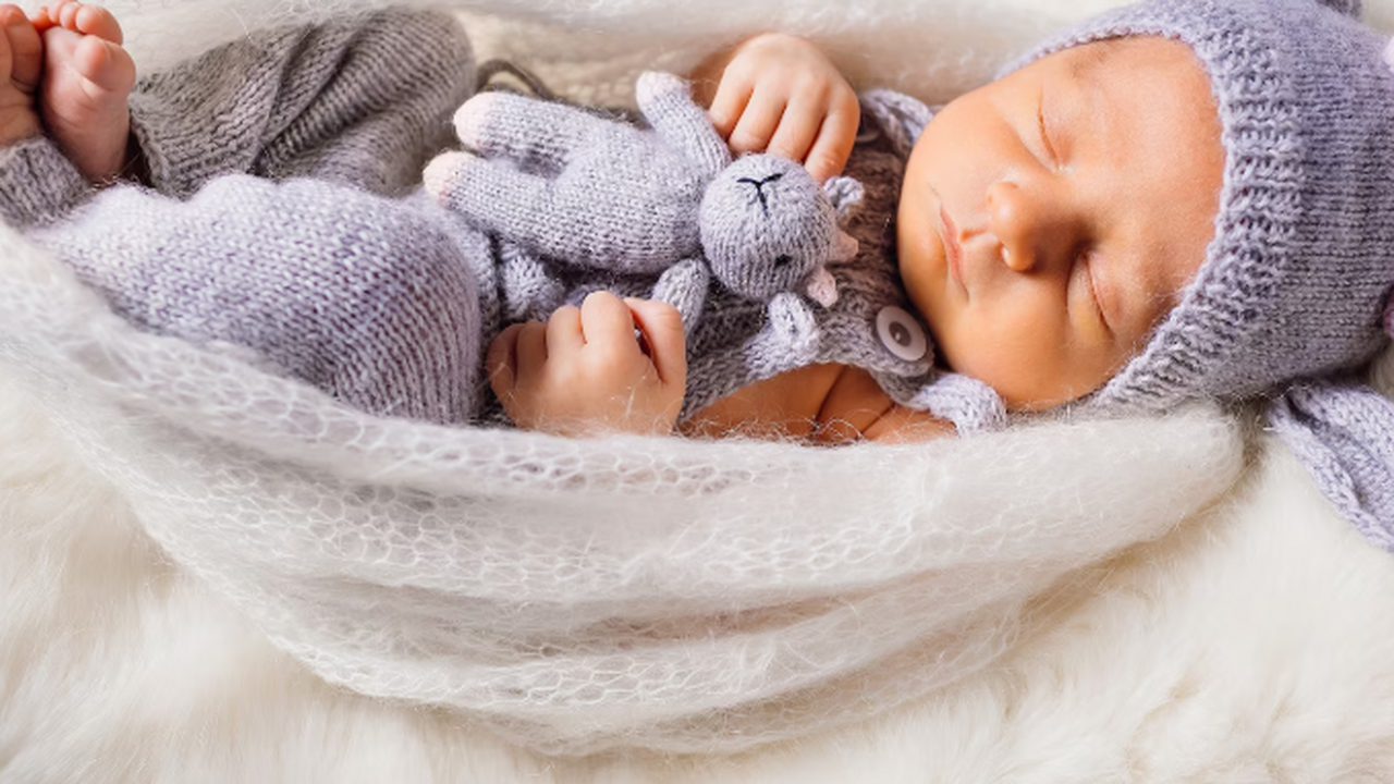 В Самарской области из роддома выписали первую тройню в этом году Из Перинатального центра Самарской областной кл...