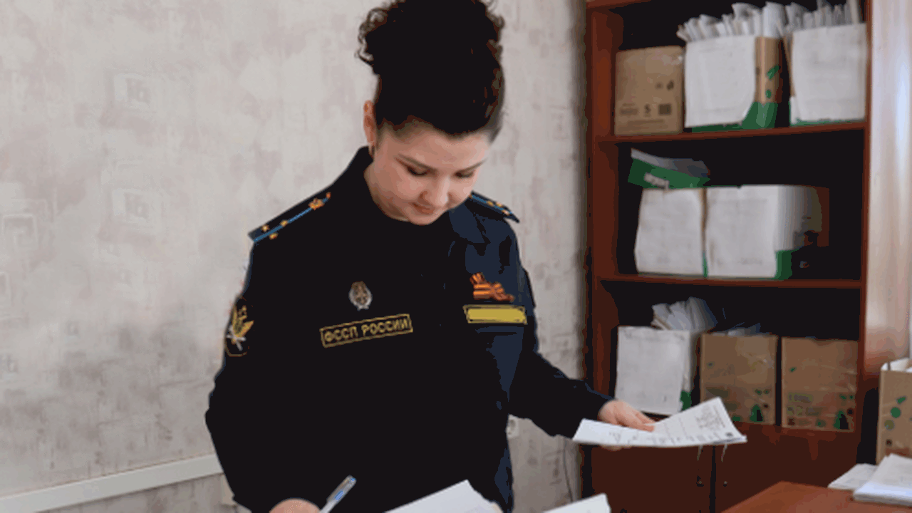 Житель Самарской области возместил ущерб в 1,1 млн рублей за кражу кабеля Для взыскания задолженности в отделении судебны...