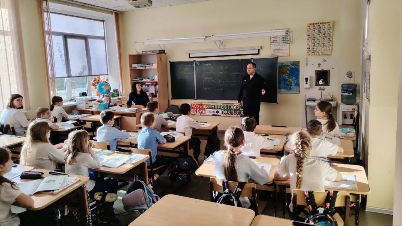 С целью повышения уровня осведомленности детей ...