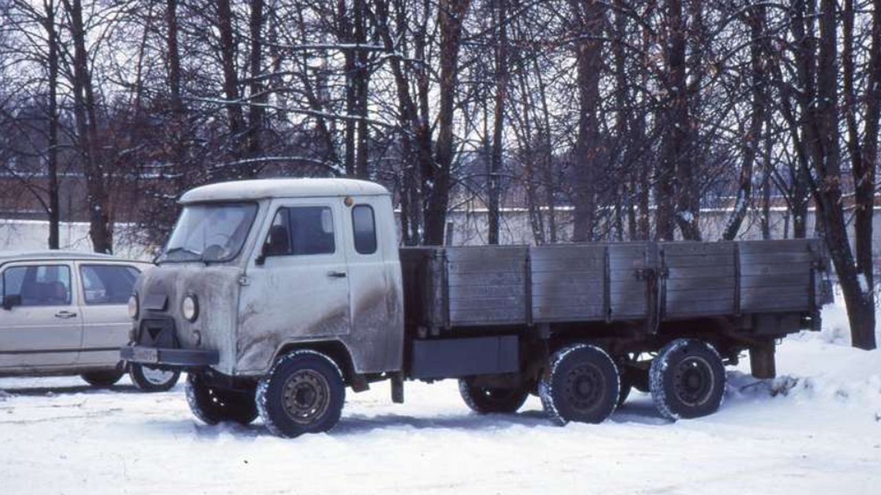 На дорогах Советского Союза часто можно было ув...