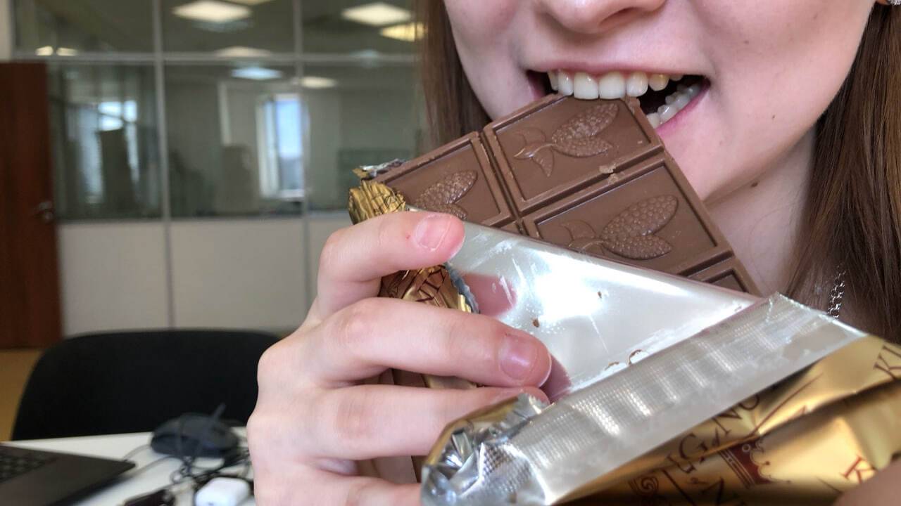 В рамках проверки качества молочного шоколада, ...