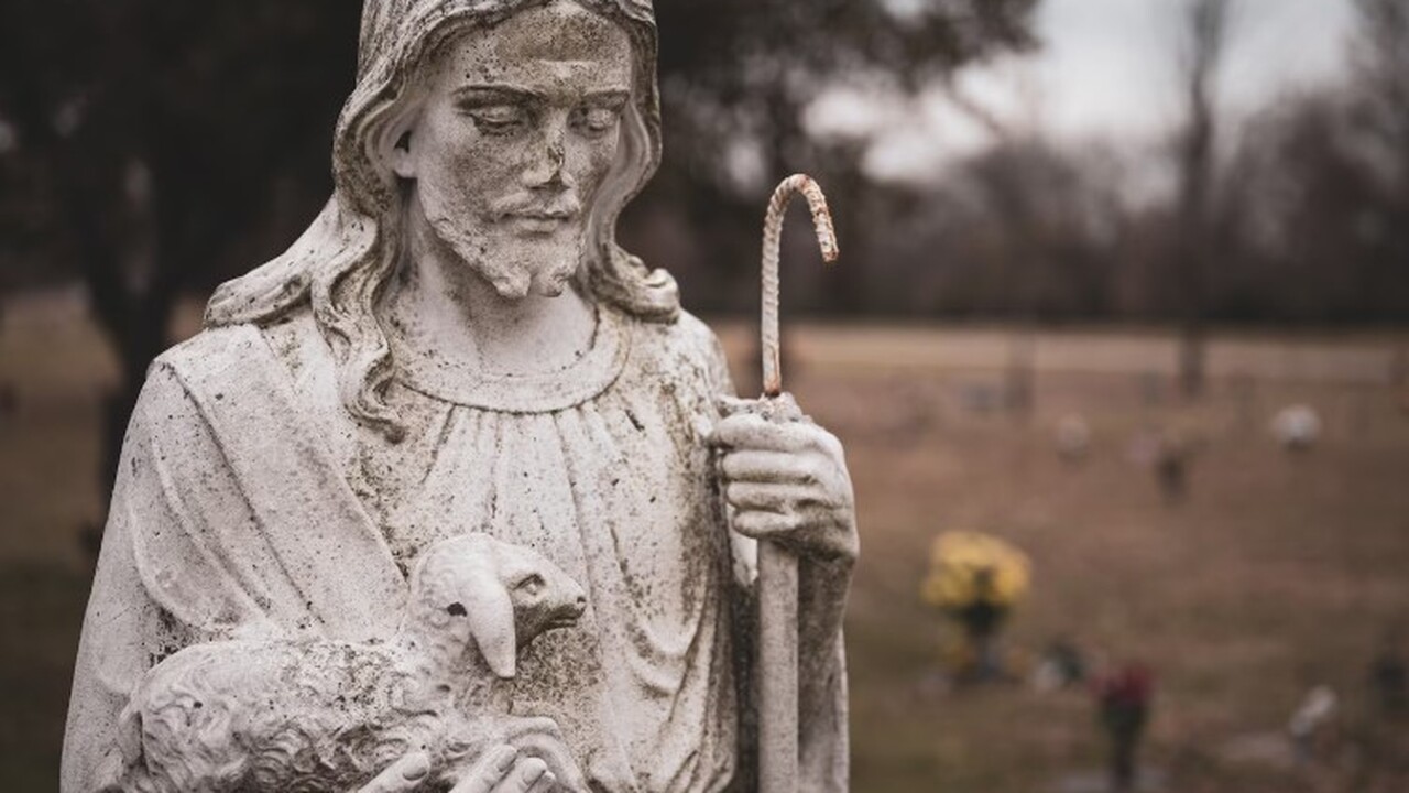 В Ондалснесе, археологическая группа, используя...