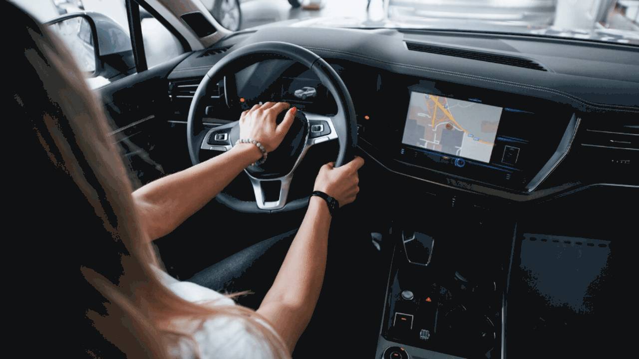 Автомобильные компании часто демонстрируют нова...