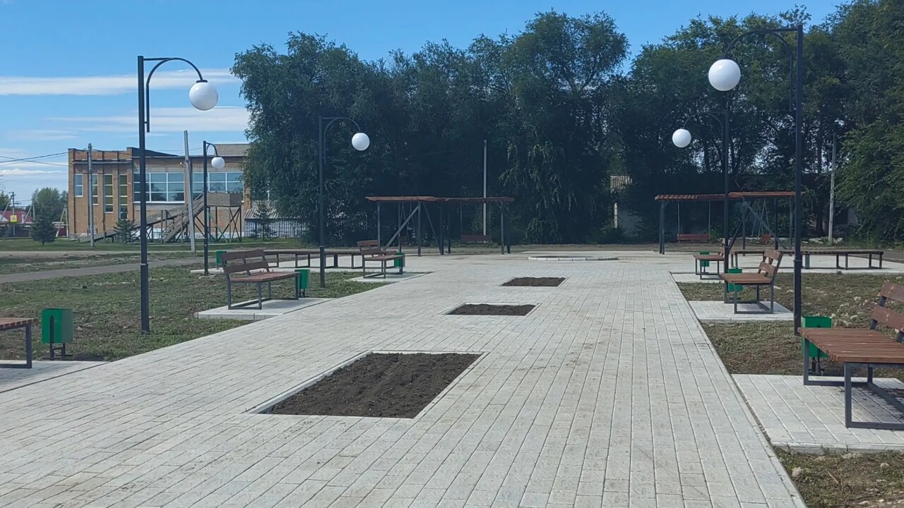 В Безенчукском районе проверили качество реализации проектов благоустройства Отмечена необходимость объединять ресурсы разны...